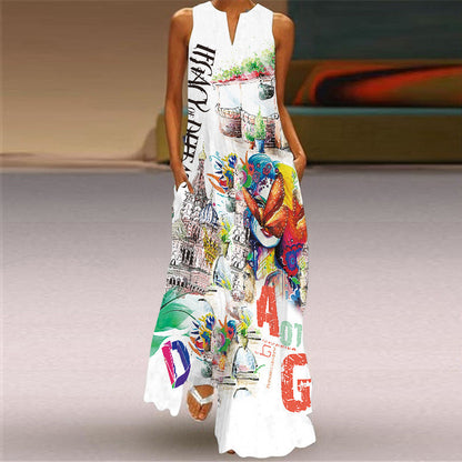 Robe longue à imprimé rétro et col en V signée Amélie Morin