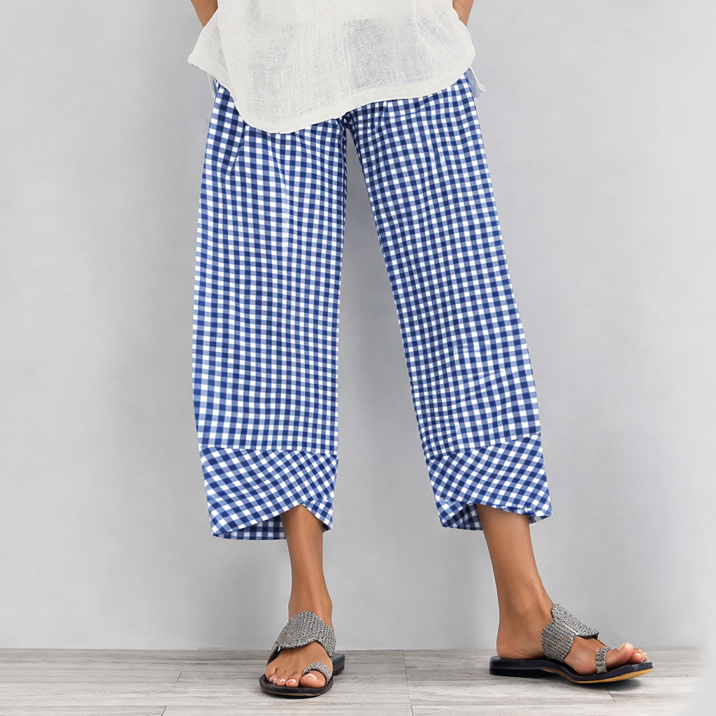 Pantalon court à carreaux polyvalent par Amélie Morin