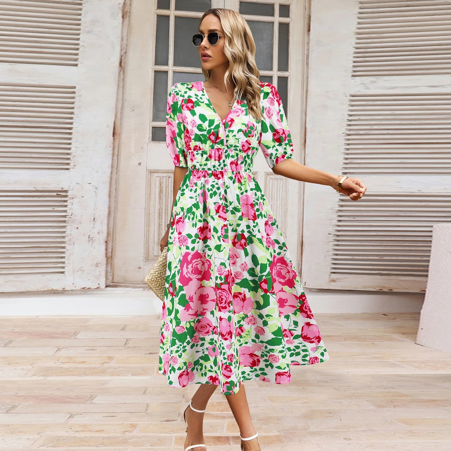 Robe bohème fleurie à col en V signée Amélie Morin