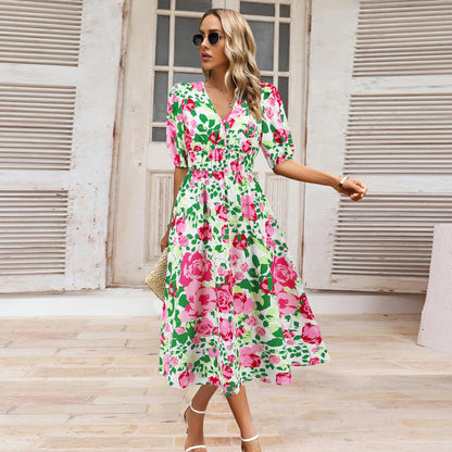 Robe bohème fleurie à col en V signée Amélie Morin
