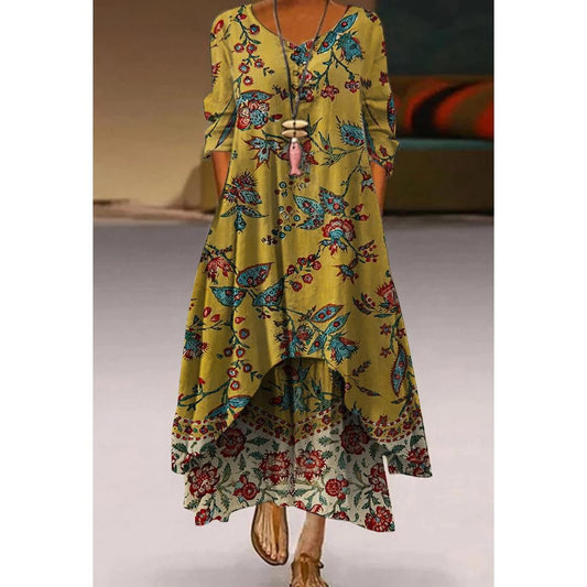 Robe trapèze florale artistique par Amélie Morin