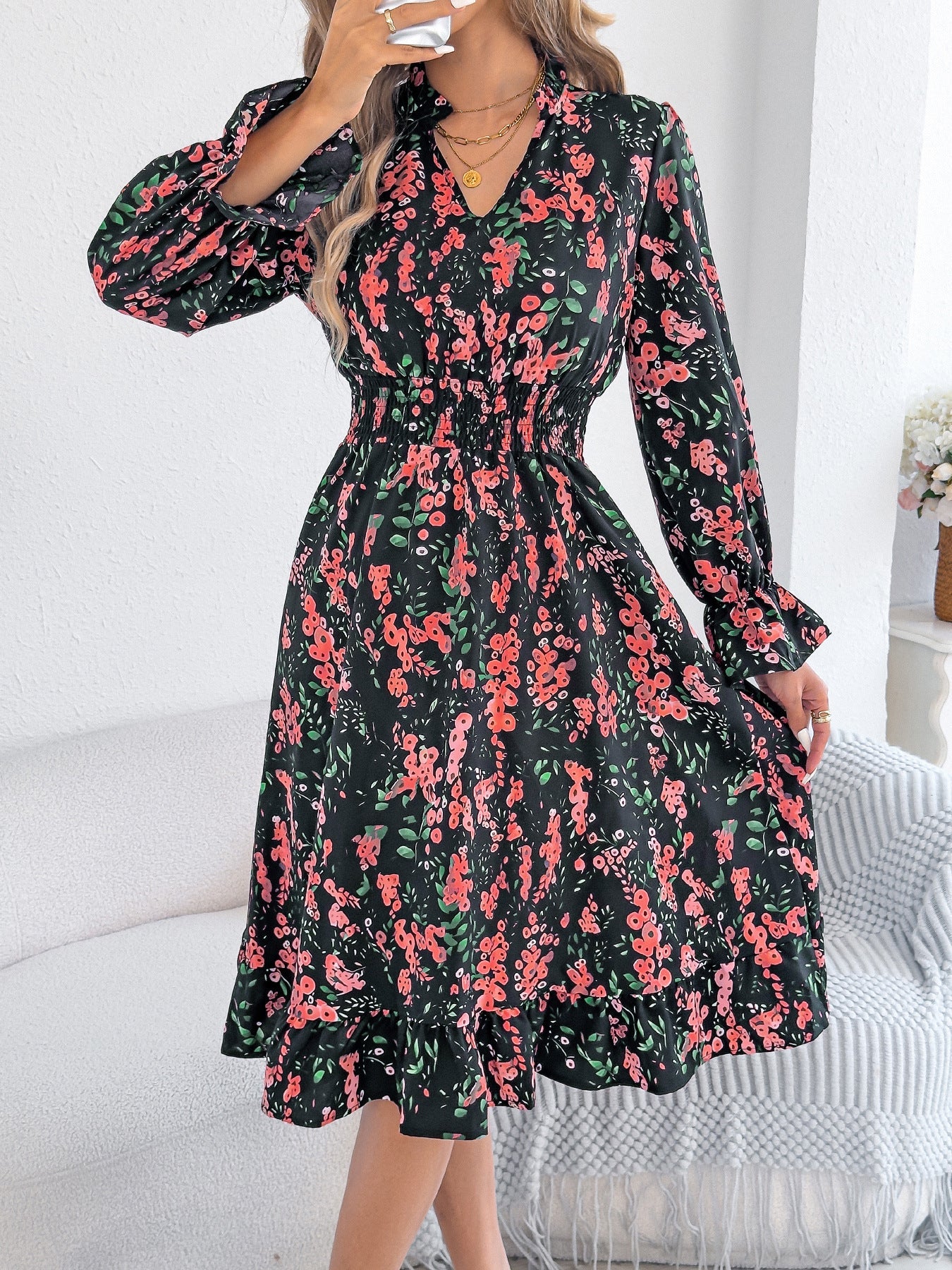 Robe midi Amélie Morin à manches cloche fleuries