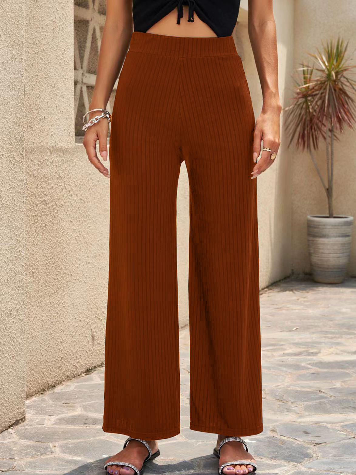 Pantalon stretch à jambes larges par Amélie Morin