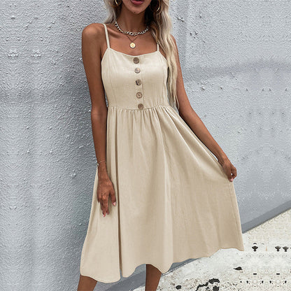 Robe midi chic de la collection été d'Amélie Morin