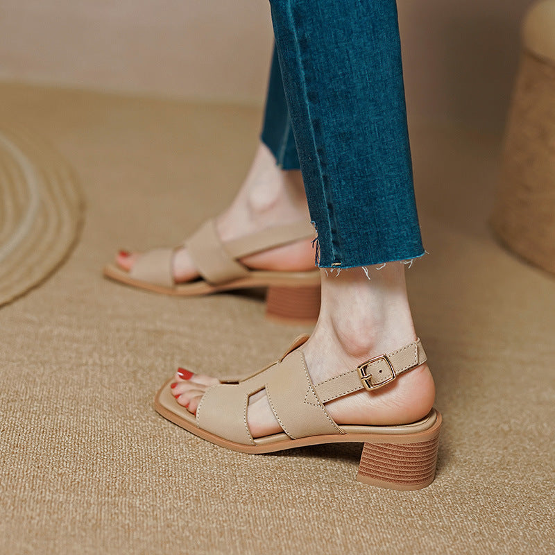 Sandales chics à talons épais par Amélie Morin