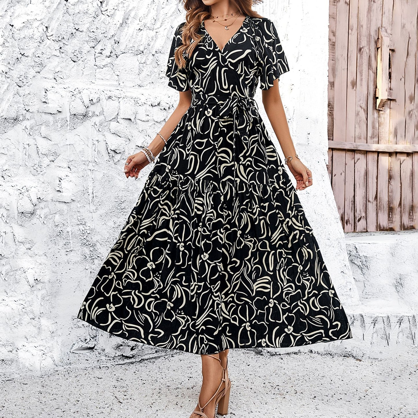 Robe midi à manches courtes à imprimé floral Amelie Morin