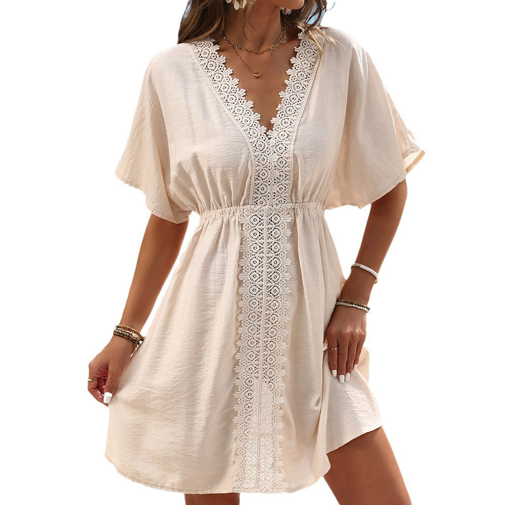 Robe de plage chic en dentelle de soie glacée par Amélie Morin