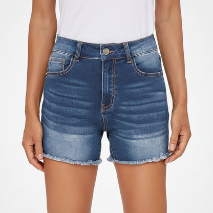 Short en jean taille haute coupe slim par Amélie Morin