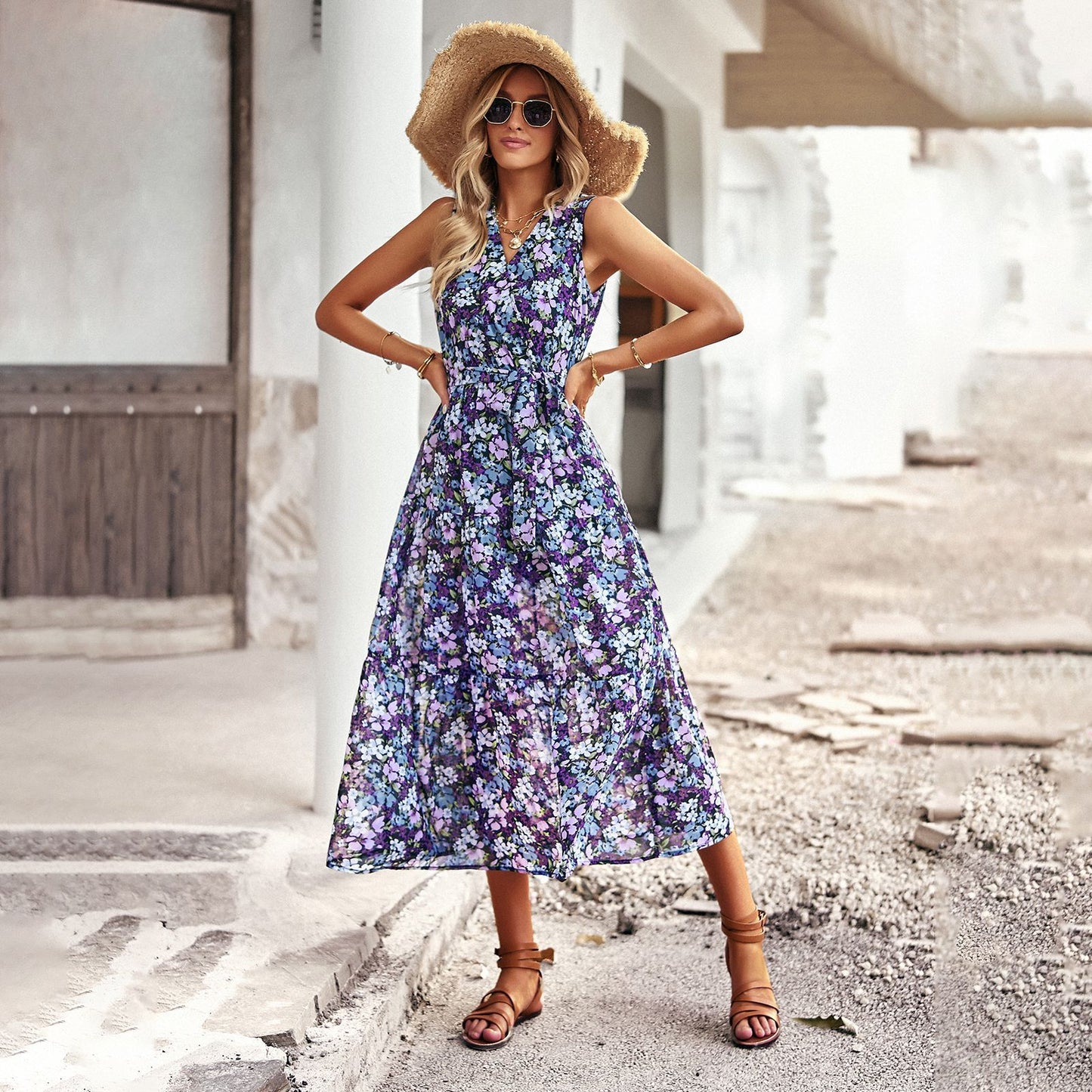 Robe midi de vacances Amelie Morin à imprimé floral chic